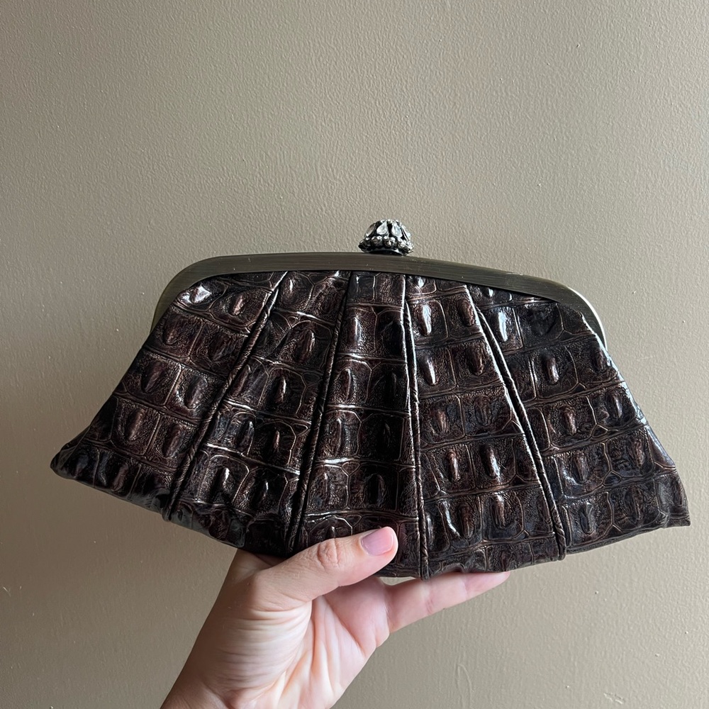 Chic Brown Crocodile Pattern Clutch